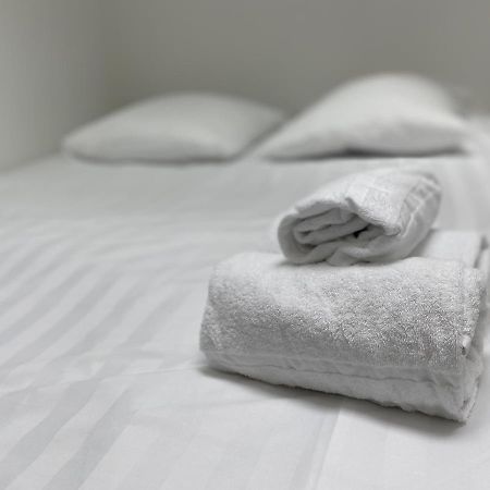 Les Cosy De Nancy - Mister Charles Sous Les Toits, Place Du Marche 4* Eksteriør billede